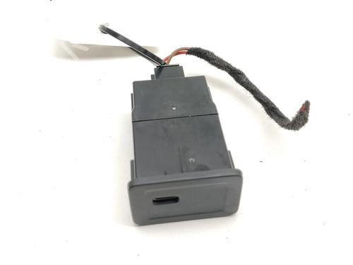 Used Electronic module Electronic module MERCEDES-BENZ EQB (X243) EQB 350 4-matic (243.612) (292 hp) 39735541 39735541