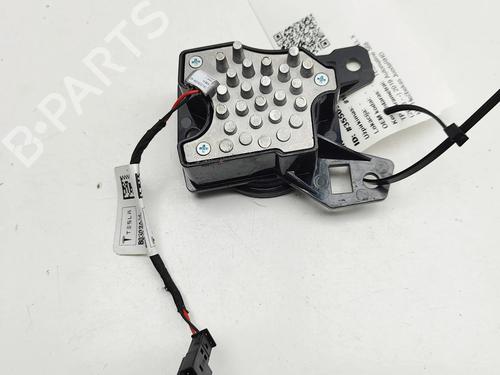 interior-roof-light-tesla-model-x-5yjx-2013-34444007 main image