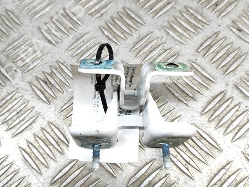 hingedoor-check-strap-mercedes-benz-a-class-w177-2018-27767437 main image