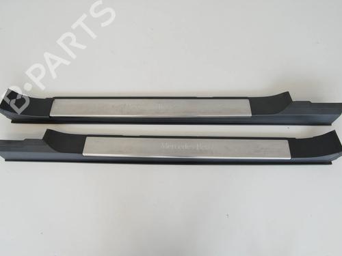 Used Step Step MERCEDES-BENZ S-CLASS Coupe (C215) CL 500 (215.375) (306 hp) 33358278 33358278