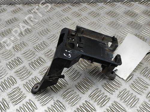 Supporto VW GOLF VIII (CD1, DA1) 2.0 TSI R 4motion (320 hp) 30005117