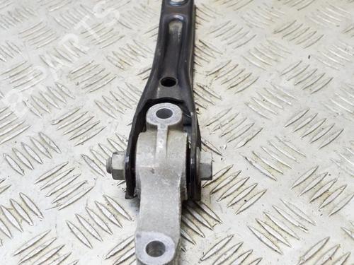 Used Engine mount SKODA SUPERB III Estate (3V5) 2.0 TDI (150 hp) 14649859