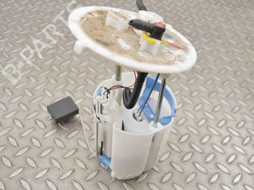 Used Fuel pump LEXUS RC (_C1_) 300h (AVC10_, AVC10R) (223 hp) 30267747