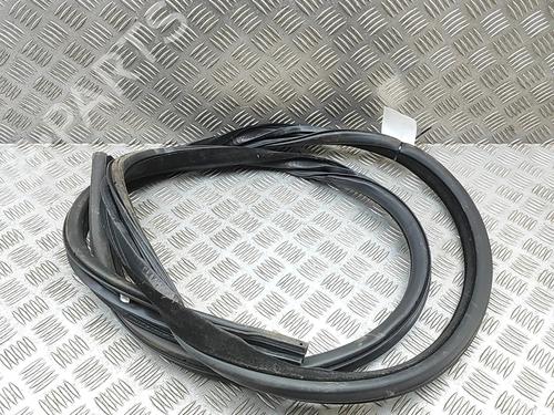 rubber-door-seal-jaguar-f-pace-x761-2015-33291651 main image