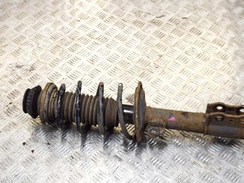 Used Left front shock absorber TOYOTA YARIS (_P13_) 1.5 Hybrid (NHP130_) (101 hp) 8353247