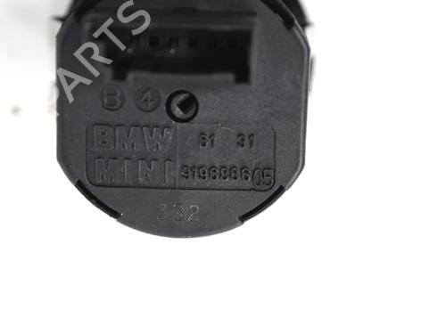 Switch BMW X5 (E70) xDrive 30 d | BP30211064I30