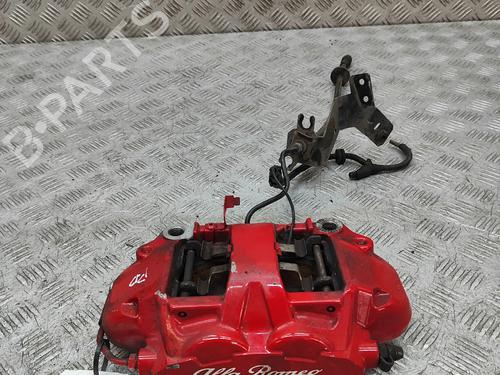 Used Right front brake caliper Right front brake caliper ALFA ROMEO GIULIA (952_) 2.0 (952ABA25B) (200 hp) 36068129 36068129