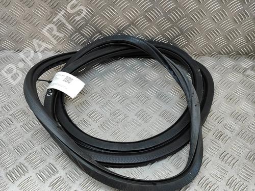 rubber-door-seal-mercedes-benz-gle-v167-2018-28590037 main image
