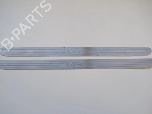 Trittbrett für FORD FOCUS III 1.6 Ti (125 hp) 30237213