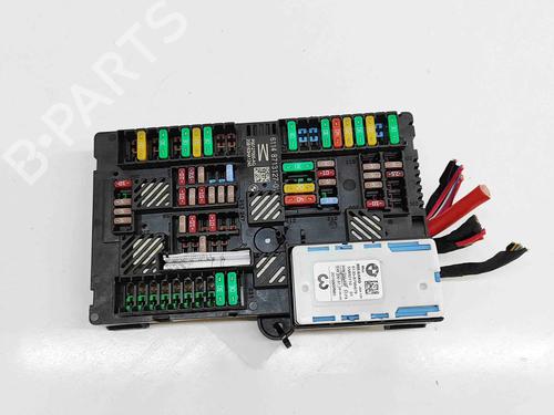 Used Fuse box Fuse box BMW 5 (G30, F90) 530 e Plug-in-Hybrid xDrive (252 hp) 29488240 29488240