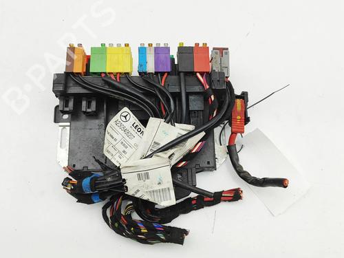 Used Fuse box Fuse box MERCEDES-BENZ SL (R230) 500 (230.475) (306 hp) 34161340 34161340