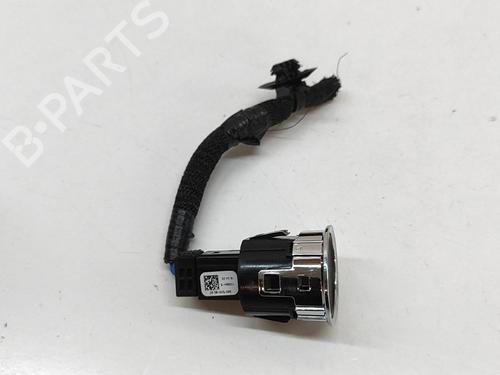 Switch PEUGEOT 2008 II (UD_, US_, UY_, UJ_, UR_, UC_) e-2008 (UKZKXZ) | BP29042486I30 