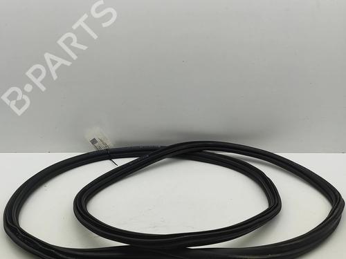 Gummiliste PORSCHE MACAN (XAB) 4S Electric 4 (XABDC1) | BP33433283C142 - Image 2