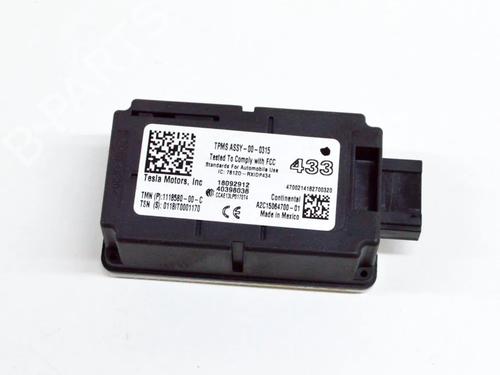 Used Electronic module Electronic module TESLA MODEL 3 (5YJ3) EV AWD (351 hp) 36043479 36043479