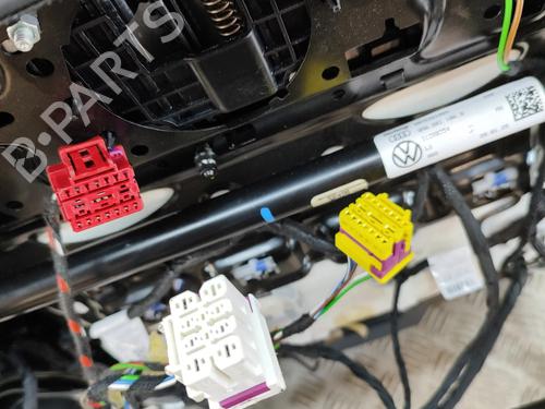 Right front seat AUDI Q5 (GUB) 2.0 TDI quattro | BP33731699C16  - Image 8