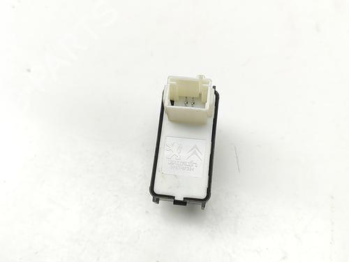 Left rear window switch PEUGEOT 3008 II SUV (MC_, MR_, MJ_, M4_) Hybrid 180 (M4DGLU) | BP30178453I29
