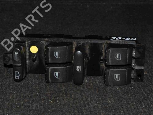 Venstre fortil elrude kontakt SEAT LEON (1M1) 1.9 TDI (110 hp) 6728622