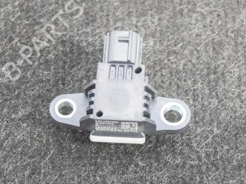 Electronic sensor RENAULT KADJAR (HA_, HL_) 1.5 dCi 110 (HLA3) | BP6760980M84