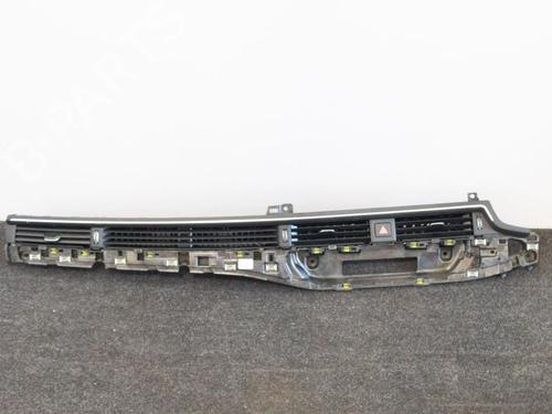 Luftventilen AUDI A4 B9 (8W2, 8WC) 1.4 TFSI 8W2820902|8W2820901C