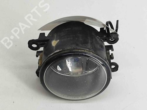 Used Right front fog light NISSAN NAVARA NP300 (D40) 2.5 dCi 4WD (D40TT, D40T, D40M, D40BB) (190 hp) 21809122