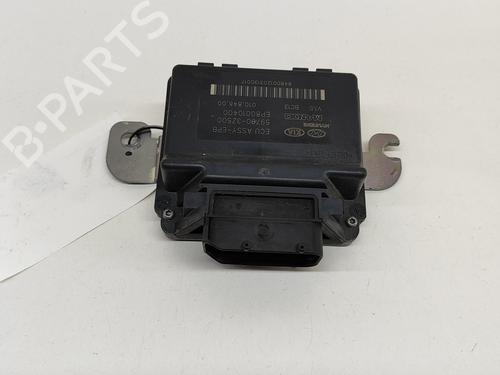 Used Electronic module HYUNDAI i40 I (VF) 1.7 CRDi (136 hp) 17767419