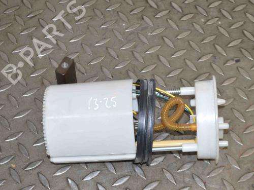 Used Fuel pump LAND ROVER RANGE ROVER IV (L405) 4.4 SDV8 4x4 (340 hp) 30267162