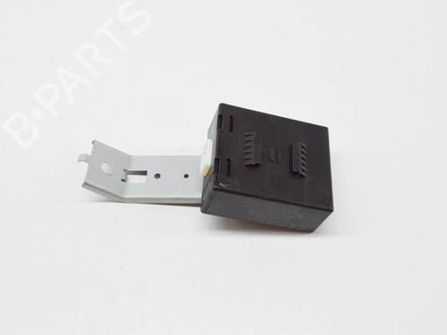 Used Electronic module NISSAN LEAF (ZE1) Electric (150 hp) 27762912