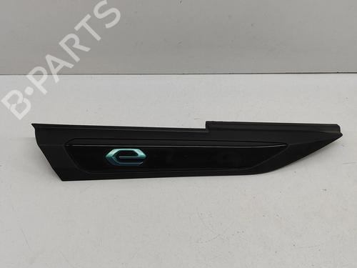 Used Front right wheel arch trim PEUGEOT 2008 II (UD_, US_, UY_, UJ_, UR_, UC_) e-2008 (UKZKXZ) (136 hp) 27778967