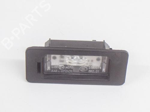 Used Licence plate light BMW 4 Coupe (F32, F82) 440 i (326 hp) 14619518