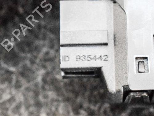 Right rear window motor MERCEDES-BENZ GLA-CLASS (X156) GLA 180 (156.942) | BP6743811E22 