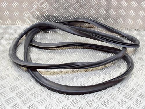 Used Rubber door seal SKODA OCTAVIA III (5E3, NL3, NR3) 2.0 TDI RS (184 hp) 14628792