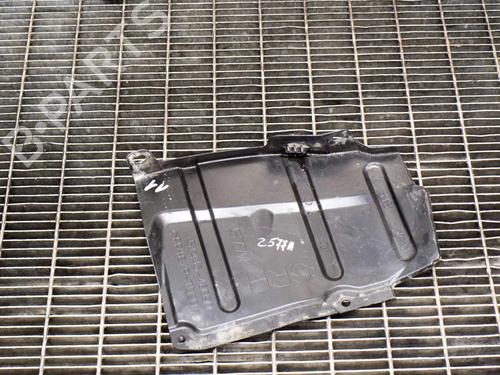 engine-under-cover-lexus-nx-_z1_-300h-awd-ayz15_-5144348090-2014-14610325 main image