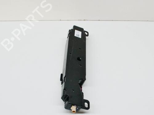 Antenne/Base TESLA MODEL 3 (5YJ3) EV AWD (441 hp) 27758236