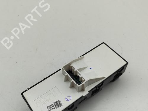 Right front window switch KIA SPORTAGE V (NQ5) 1.6 T-GDi Hybrid | BP28437622I26 