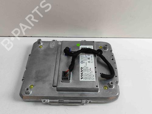Display VOLVO V60 II (225) B6 Mild-Hybrid AWD | BP29459352C48 