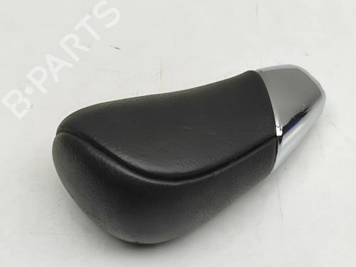 Pomello del cambio NISSAN NAVARA NP300 Pickup (D23, D23T) 2.3 dCi 4x4 (158 hp) 31339161