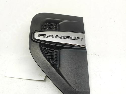 Used Front left wheel arch trim Front left wheel arch trim FORD RANGER (ET) 3.0 TDCi 4x4 (156 hp) 33382570 33382570