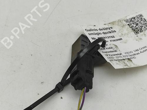 Used Electronic sensor Electronic sensor VOLVO V40 Cross Country (526) D2 (120 hp) 33387694 33387694