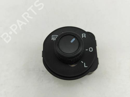 Commande retroviseurs VW CADDY IV Box Body/MPV (SAA, SAH) 2.0 TDI (102 hp) 32061419