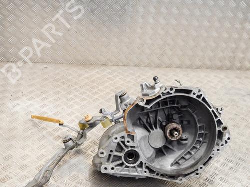 manual-gearbox-opel-corsa-e-x15-14-08-68-a8x-90400206-2014-11869671 main image