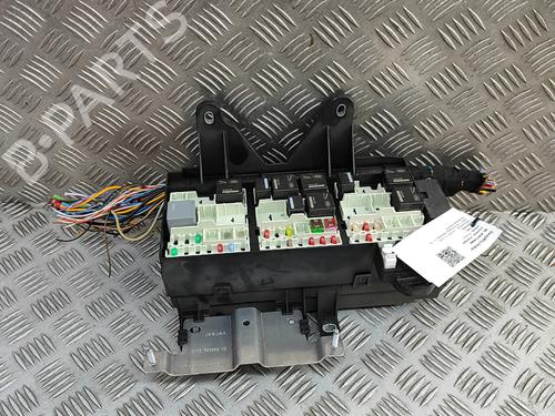 Used Fuse box JAGUAR XF II (X260) 2.0 D (180 hp) 27171041