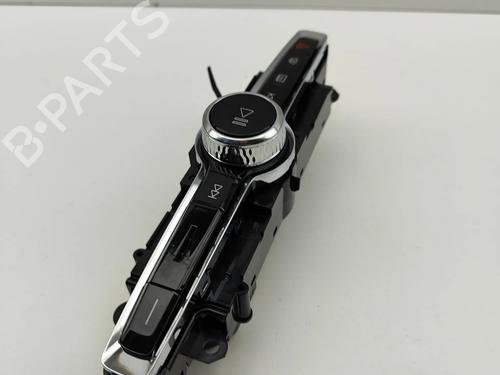 Used Switch VOLVO XC40 (536) B4 Mild-Hybrid (197 hp) 28433759