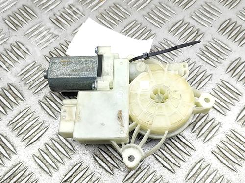 Used Right rear window motor BMW 3 (G20, G80, G28) 330 e Plug-in-Hybrid (292 hp) 30108907
