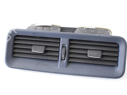 Used Air vent LAND ROVER RANGE ROVER III (L322) 3.6 D 4x4 (272 hp) 30209639