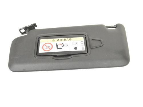 Used Left sun visor Left sun visor LAND ROVER RANGE ROVER IV (L405) 4.4 SDV8 4x4 (340 hp) 33344053 33344053