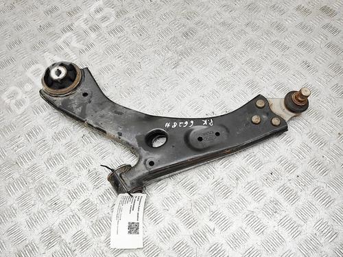 venstre-fortil-brearm-ford-kuga-iii-dfk-2019-39205254 main image