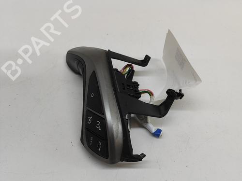 Steering wheel controls HYUNDAI i30 (GD) 1.6 CRDi | BP25787016E15 