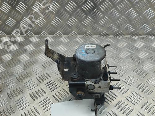 Used ABS pump HYUNDAI H-1 Cargo (TQ) 2.5 CRDi (116 hp) 32061467