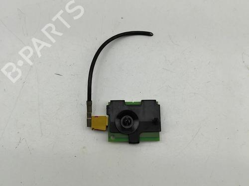 antennabase-mercedes-benz-sprinter-3-t-van-b910-2018-30108653 main image