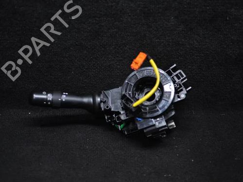 Used Steering column stalk TOYOTA YARIS (_P13_) 1.3 (NSP130_, NSP130) (99 hp) 28811789